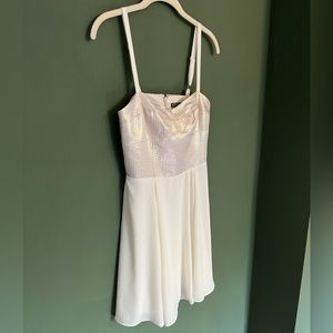 EXPRESS - womens mini dress, size 6, barely worn & in perfect condition